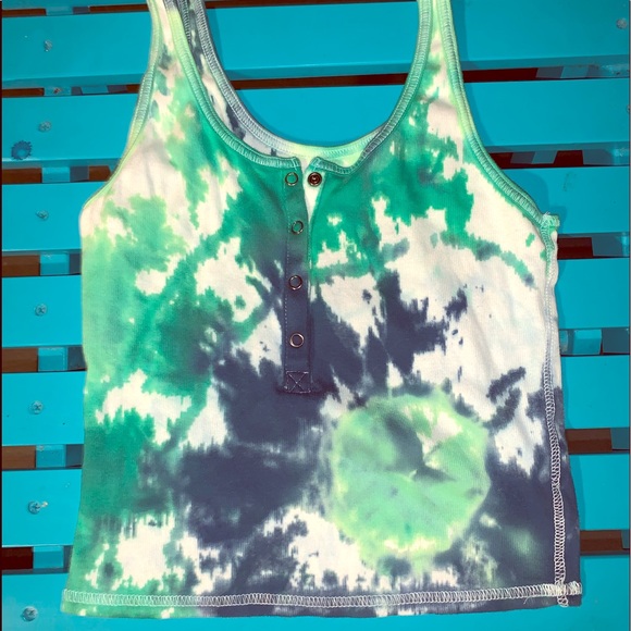 Tie Dye Button Up Crop Top! - Picture 1 of 2